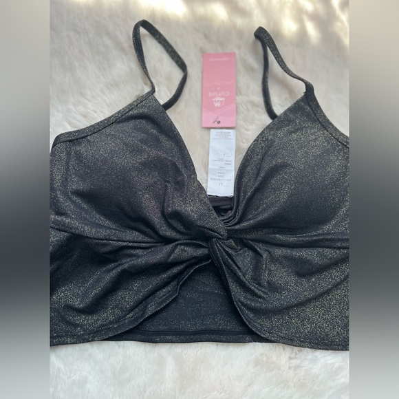 Cupshe Black and Gold Bikini with Twisted Knot Detail - Picture 7 of 8